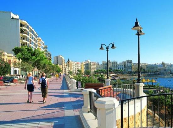 Luxurious 2Br Apartment In Valletta Buitenkant foto